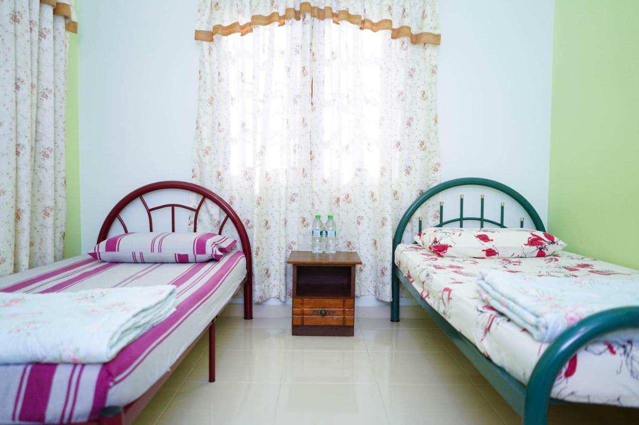 Anjung Nor Muslim Homestay Дунґун Екстер'єр фото